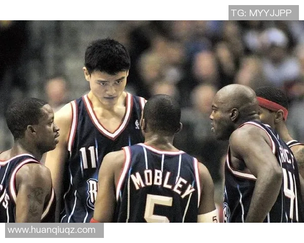 姚明用笛子演绎篮球人生的旋律与情感交融之旅 姚明用笛子演绎篮球人生的旋律与情感交融之旅