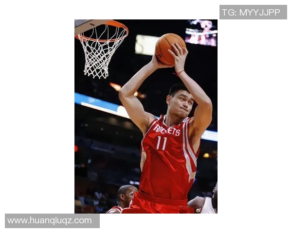 姚明篮板最强时刻回顾：如何在NBA赛场上统治篮板球的传奇之路