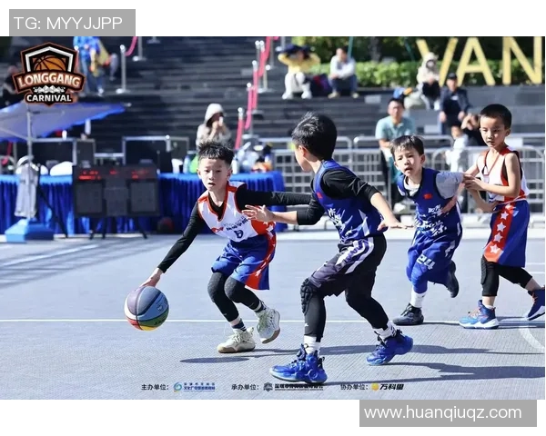 篮球明星小宝的成长之路与奋斗故事揭秘篮球场上的传奇人生